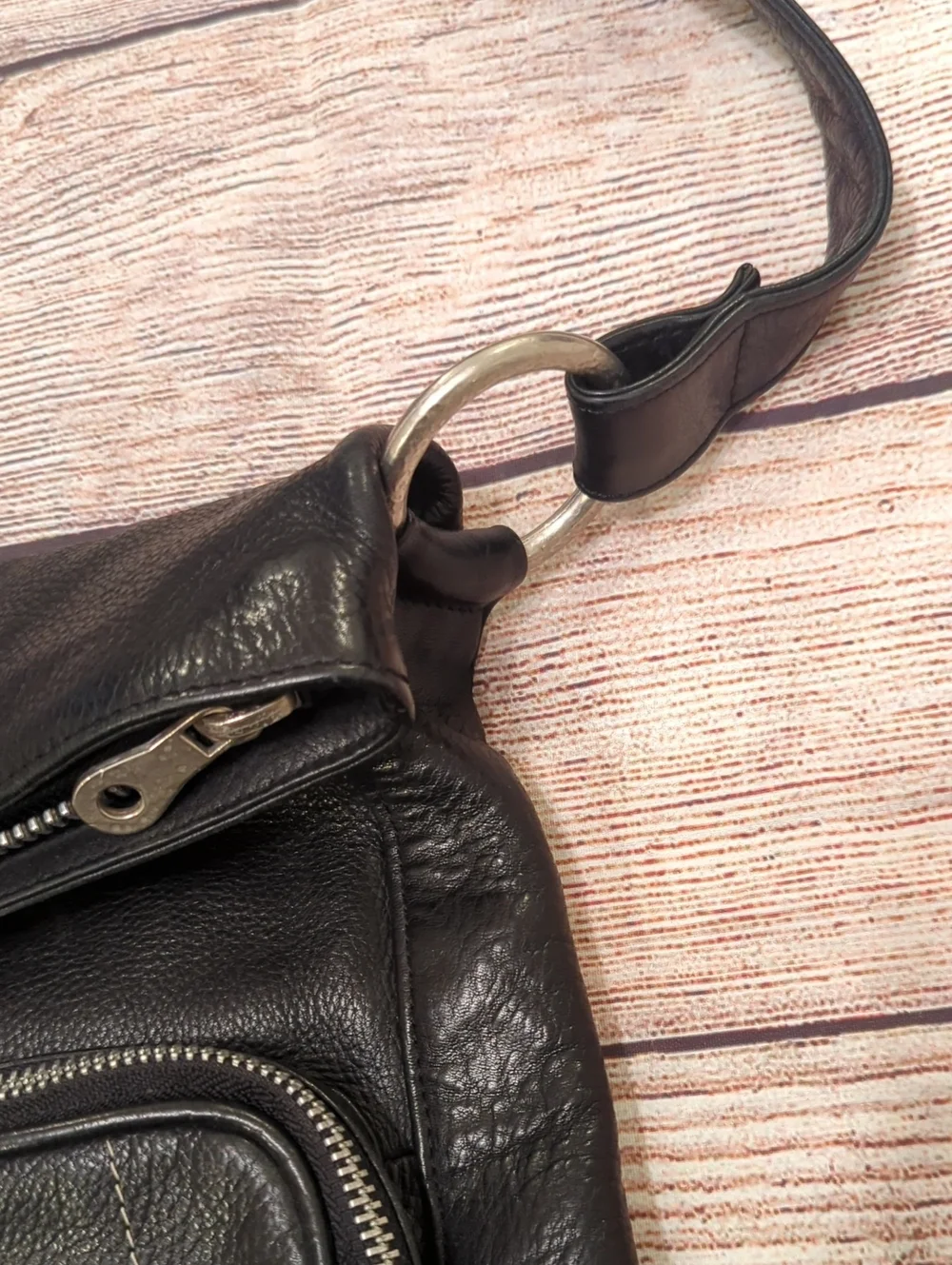 Vintage Y2K Armani Exchange Black Leather Shoulder Bag - Classic Everyday Carry
